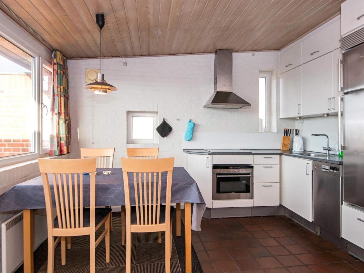 6 Person Holiday Home In Henne Хенне-Странн Экстерьер фото